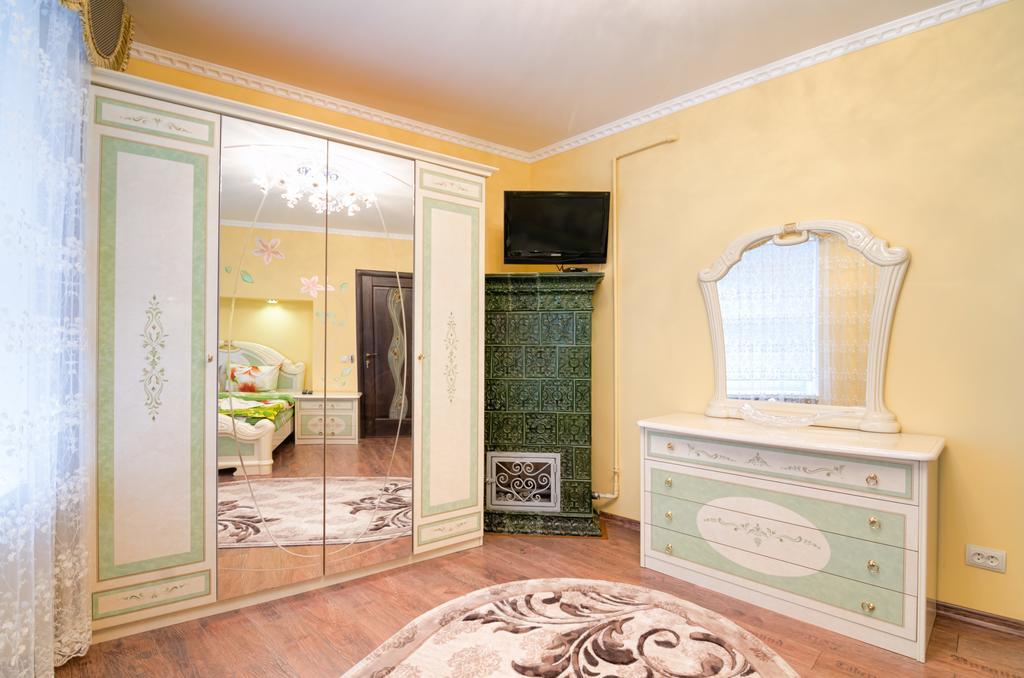 Alfa Apartments Lysenka 11 Лвив Екстериор снимка